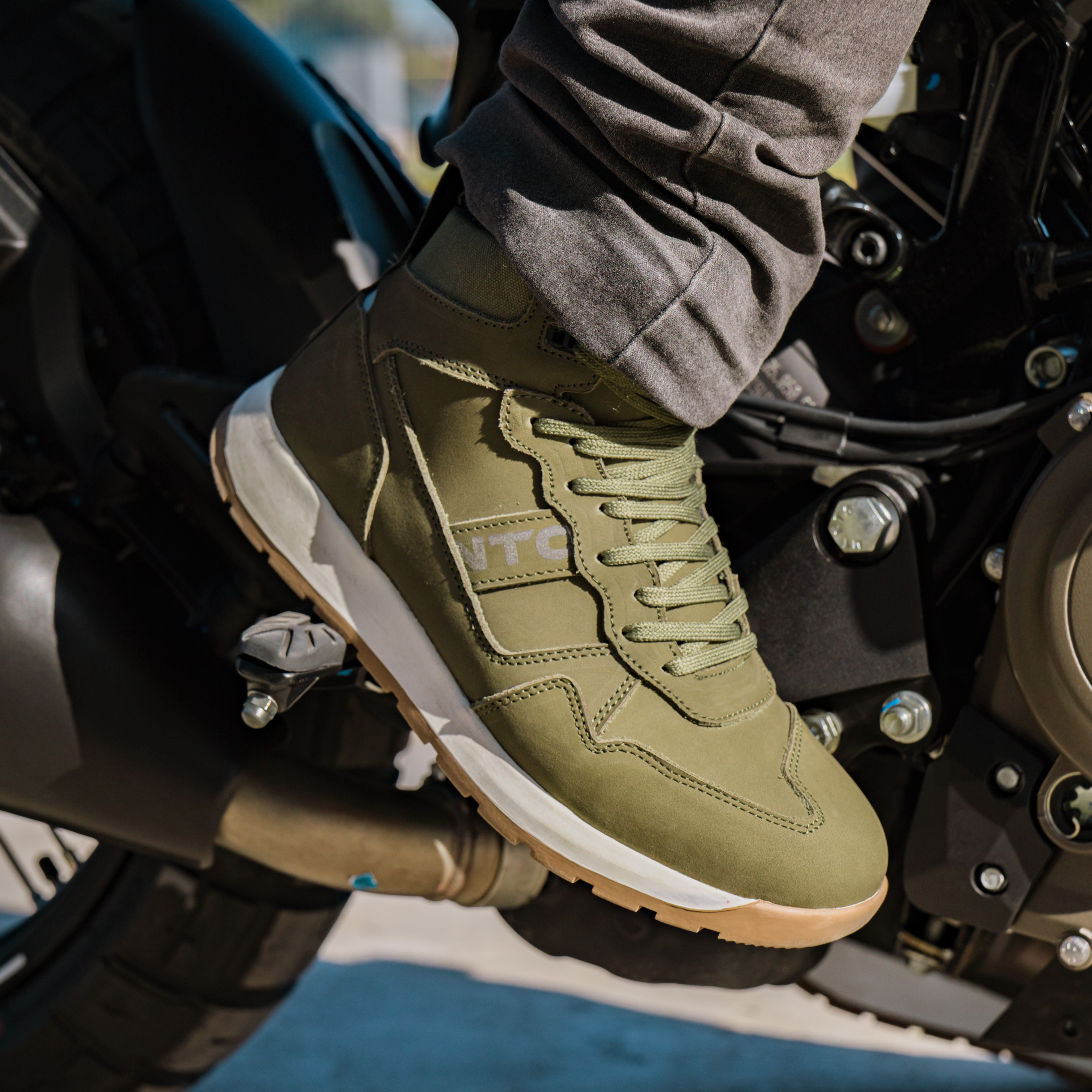 Sneaker NTO Commuter Hombre Verde